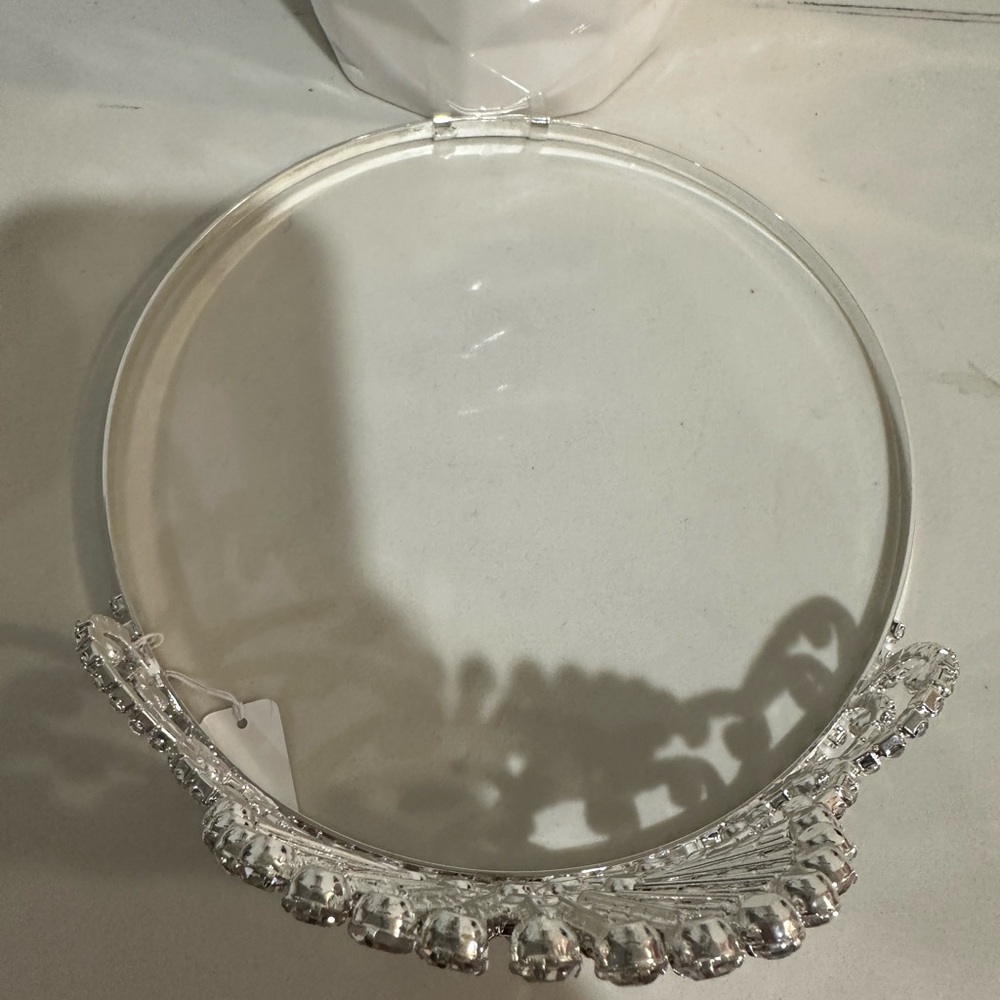 Silver tiaras for Halloween princess costumes - Picture 3 of 7